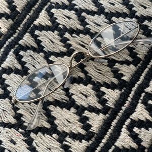 Small frame sunglasses